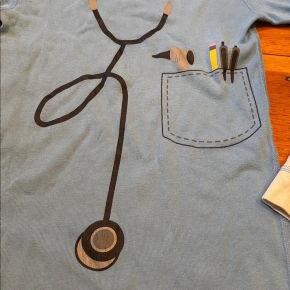 HANNA ANDERSSON 130 Blue Organic Doctor Nurse Applique Pajama Top L/S - Picture 3 of 4